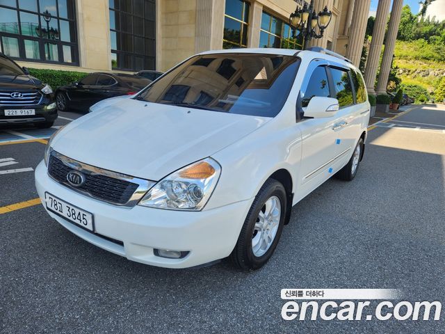 Kia Carnival Grand Carnival GLX Deluxe — пробег 202 790 км — фото 2 из 5