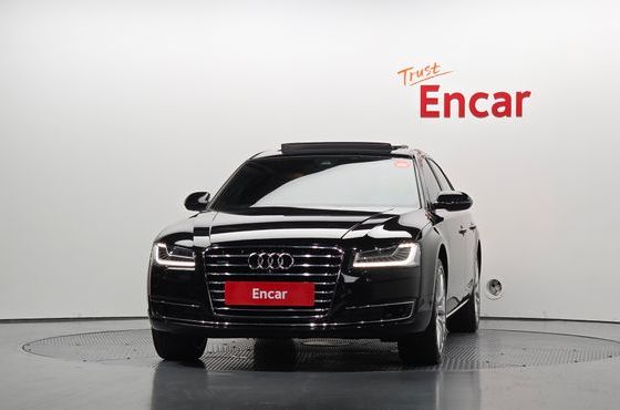Audi A8 50 TDI Quattro Design LWB D4 — пробег 112 832 км — фото 3 из 5