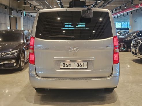 Hyundai Starex Van 5-Seater Smart — пробег 157 760 км — фото 4 из 5
