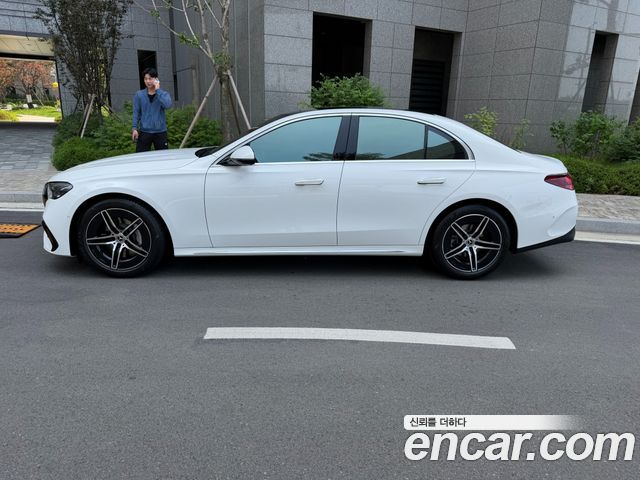 Mercedes-Benz E-Class E200 AMG Line — пробег 2 415 км — фото 3 из 5