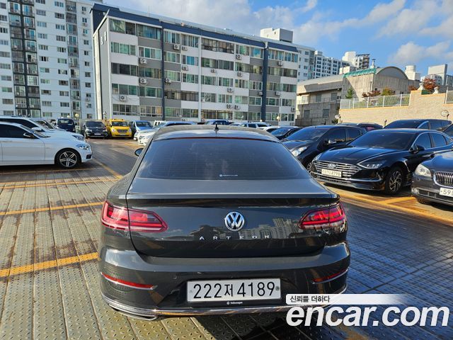 Volkswagen Arteon 2.0 TDI Premium — пробег 94 035 км — фото 5 из 5