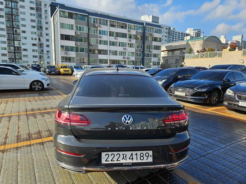 Volkswagen Arteon 2.0 TDI Premium — пробег 94 035 км — фото 5 из 5