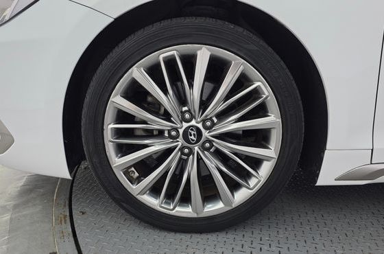 Hyundai Grandeur 2.2 Diesel Premium Special — пробег 99 517 км — фото 5 из 5