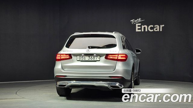 Mercedes-Benz GLC-Class GLC220 d 4MATIC Premium — пробег 353 574 км — фото 4 из 5