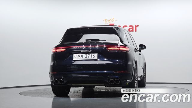 Porsche Cayenne 3.0 — пробег 75 412 км — фото 4 из 5