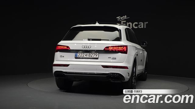 Audi Q5 45 TFSI Quattro Premium — пробег 10 816 км — фото 4 из 5