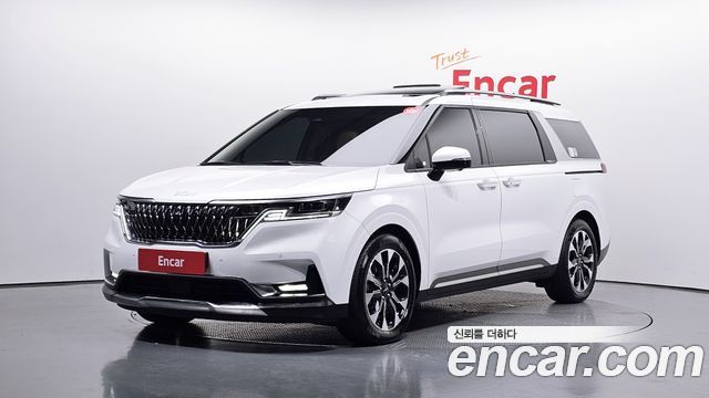 Kia Carnival 7-Seater Signature — пробег 32 342 км — фото 1 из 5