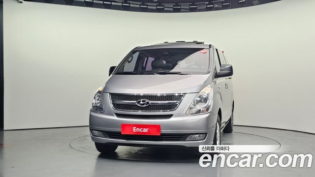 Hyundai Starex 11-Seater Wagon CVX Premium — пробег 120 642 км — фото 3 из 5