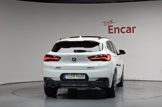 BMW X2 (F39) xDrive20i M Sport — пробег 79 520 км — фото 4 из 5