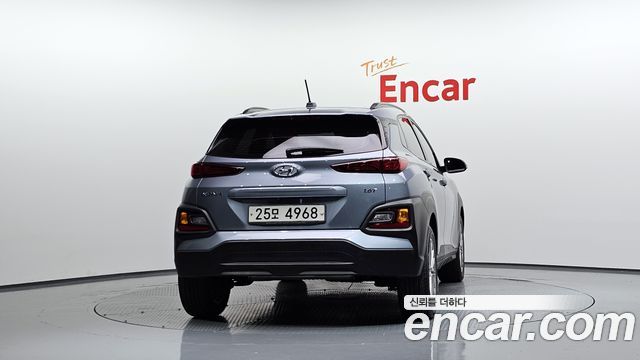 Hyundai Kona из Кореи Encar