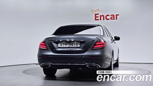 Mercedes-Benz E-Class из Кореи Encar