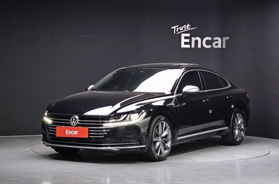 Volkswagen Arteon 2.0 TDI Presige 4Motion — пробег 36 977 км — фото 1 из 5