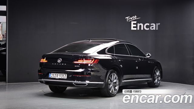Volkswagen Arteon 2.0 TDI Presige 4Motion — пробег 36 977 км — фото 2 из 5