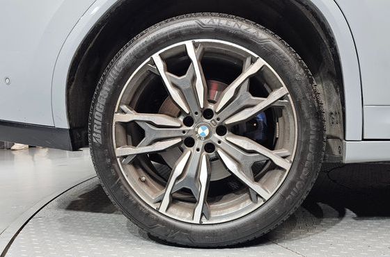 BMW X4 xDrive20i M Sport — пробег 14 349 км — фото 5 из 5