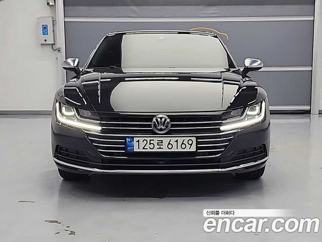 Volkswagen Arteon 2.0 TDI Presige 4Motion — пробег 121 122 км — фото 2 из 5