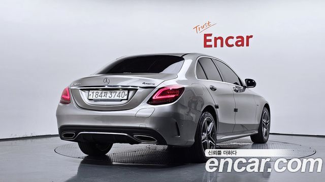 Mercedes-Benz C-Class C300e 4MATIC AMG Line — пробег 79 950 км — фото 2 из 5