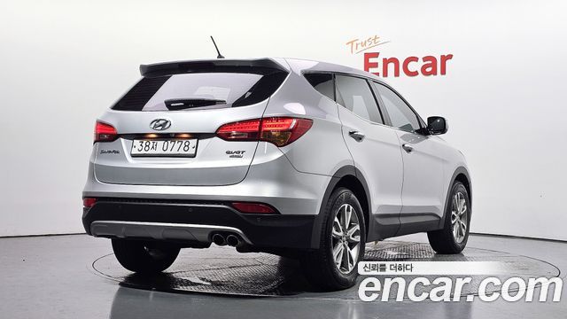 Hyundai Santafe Diesel(e-VGT) 2.2 4WD Smart — пробег 180 617 км — фото 2 из 5