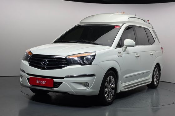 Ssangyong KORANDO 4WD Chateau 9-seater High-roof — пробег 187 358 км — фото 1 из 5
