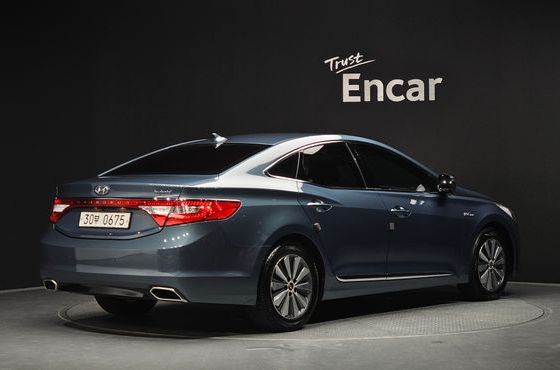 Hyundai Grandeur Premium — пробег 74 199 км — фото 2 из 5
