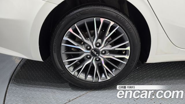 Kia K3 из Кореи Encar