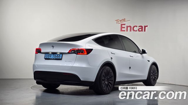 Tesla Model Y Long Range AWD — пробег 59 541 км — фото 2 из 5