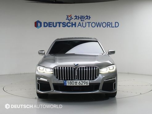 BMW 7-Series 740Li xDrive M Sport Package — пробег 159 605 км — фото 3 из 5