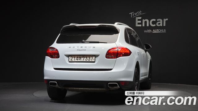 Porsche Cayenne 3.0 Diesel Platium Edition 958 — пробег 143 796 км — фото 4 из 5