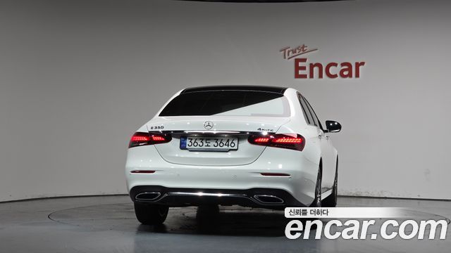 Mercedes-Benz E-Class из Кореи Encar