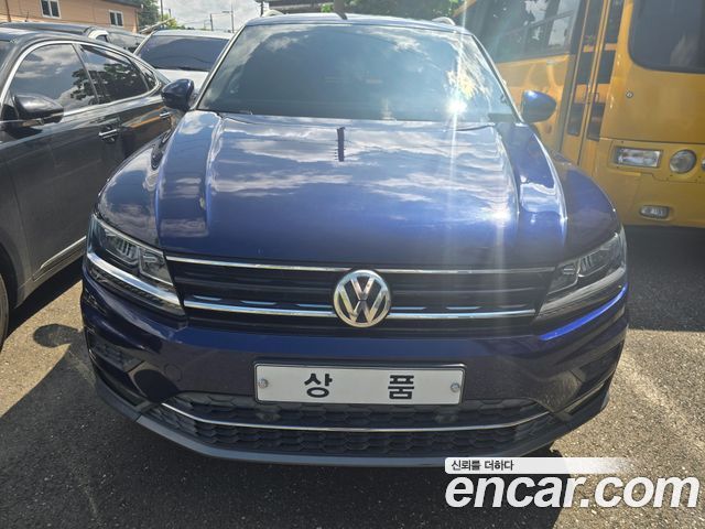 Volkswagen Tiguan 2.0 TDI Premium — пробег 71 699 км — фото 3 из 5