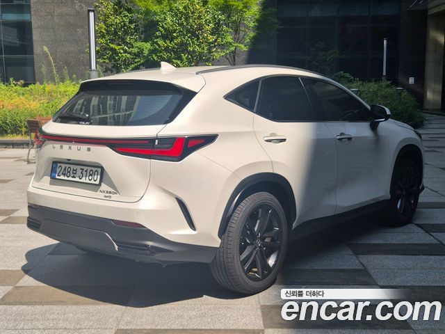 Lexus NX Premium — пробег 7 000 км — фото 2 из 5