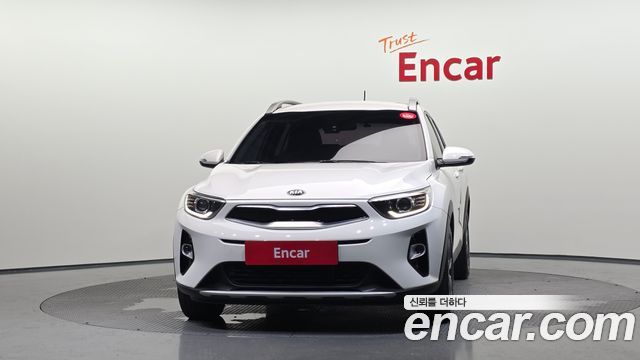 Kia Stonic из Кореи Encar