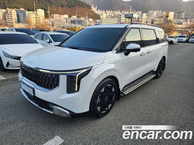 Kia Carnival 9-Seater Noblesse — пробег 37 000 км — фото 2 из 5