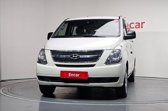 Hyundai Starex 4WD 12-Seater Wagon CVX Deluxe — пробег 241 561 км — фото 3 из 5