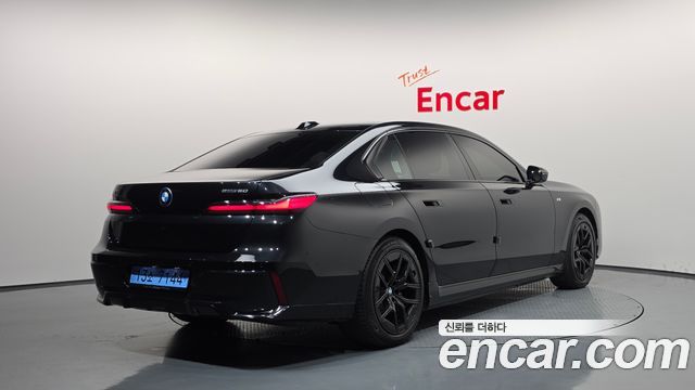 BMW i7 из Кореи Encar