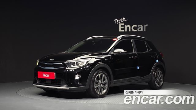 Kia Stonic из Кореи Encar