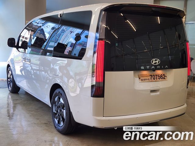 Hyundai Staria из Кореи Encar
