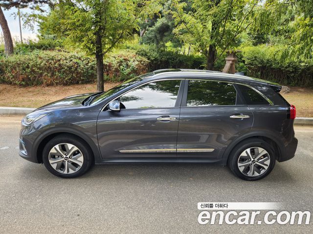 Kia Niro из Кореи Encar