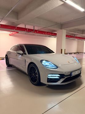 Porsche Panamera 3.0 — пробег 34 860 км — фото 1 из 5