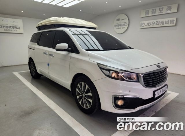 Kia Carnival 9-seater Outdoor Luxury — пробег 215 252 км — фото 3 из 5