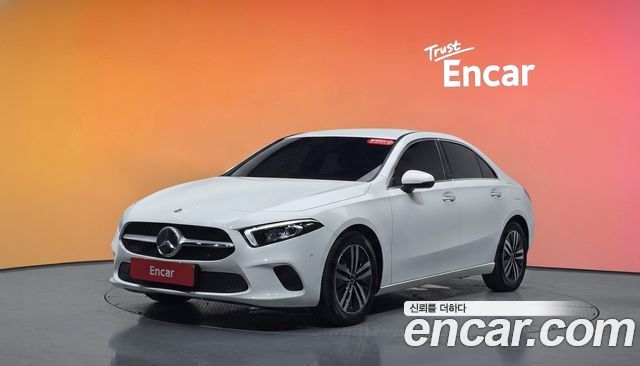 Mercedes-Benz A-Class A220 Sedan — пробег 6 459 км — фото 1 из 5