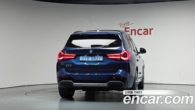 BMW iX3 из Кореи Encar