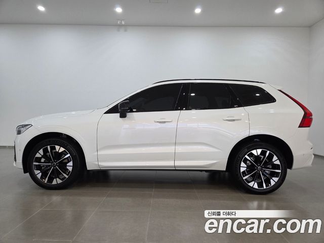Volvo XC60 B5 Ultra Dark Air Sus — пробег 4 834 км — фото 5 из 5