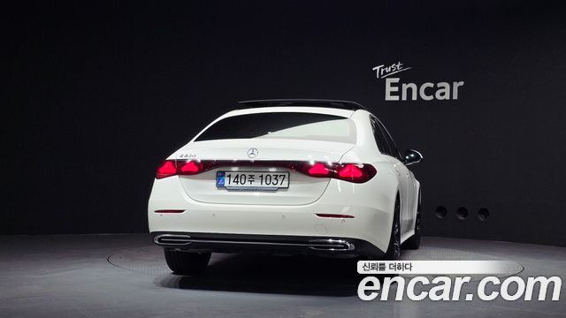 Mercedes-Benz E-Class из Кореи Encar