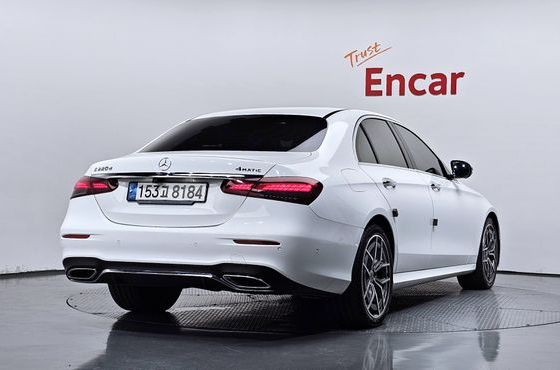 Mercedes-Benz E-Class E220d 4MATIC AMG Line — пробег 75 571 км — фото 2 из 5