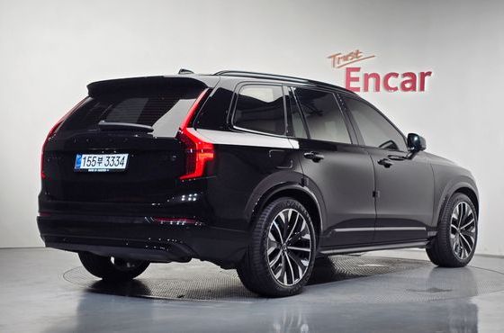 Volvo XC90 B6 Ultra Dark — пробег 10 979 км — фото 2 из 5