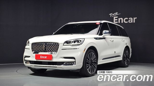 Lincoln Aviator 3.0 Black Label AWD — пробег 23 918 км — фото 1 из 5