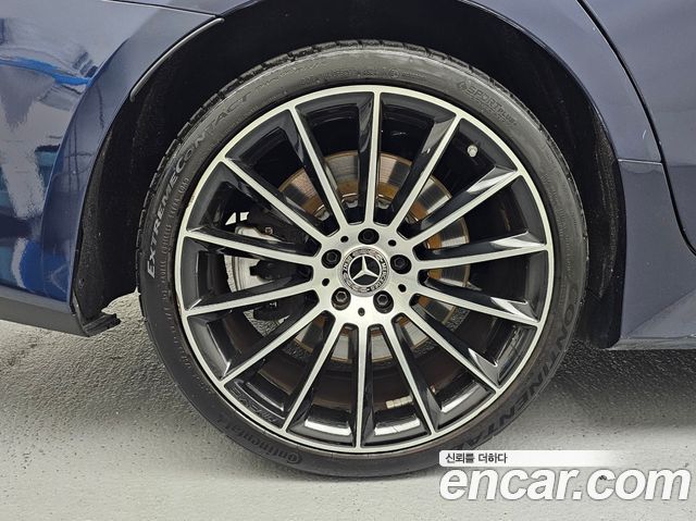 Mercedes-Benz CLS-Class CLS450 4MATIC AMG Line — пробег 64 050 км — фото 5 из 5