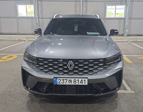 Renault (Samsung) Grand Koleos 1.5 E-TECH Iconic 2WD — пробег 4 км — фото 3 из 5