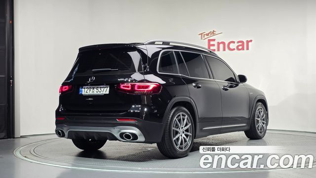 Mercedes-Benz GLB-Class AMG GLB35 4MATIC — пробег 50 280 км — фото 2 из 5
