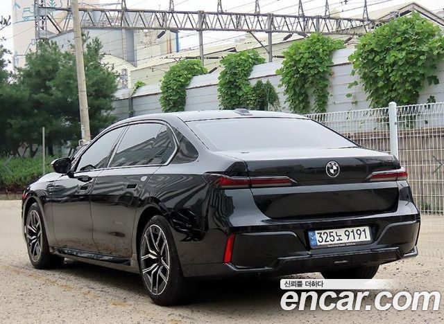 BMW 7-Series из Кореи Encar
